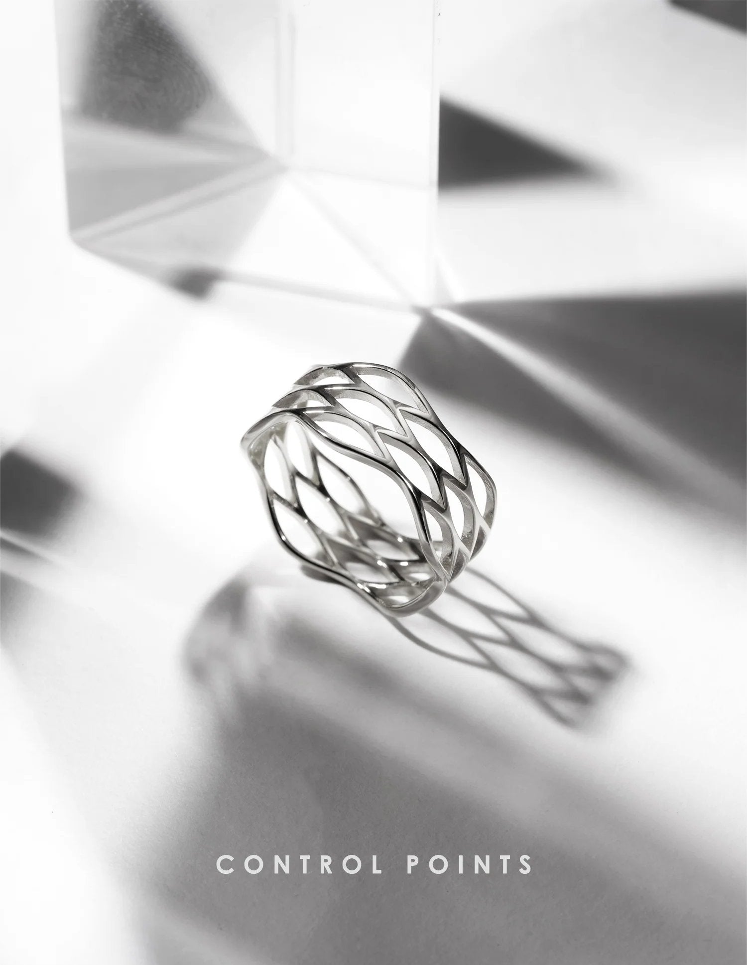 TROVE & TONE CIRCULAR GRID MESH RING  |  TROVE & TONE