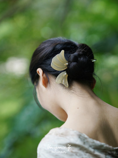 UNIGANCE.Z GINKGO LEAF HAIRPIN  |  TROVE & TONE