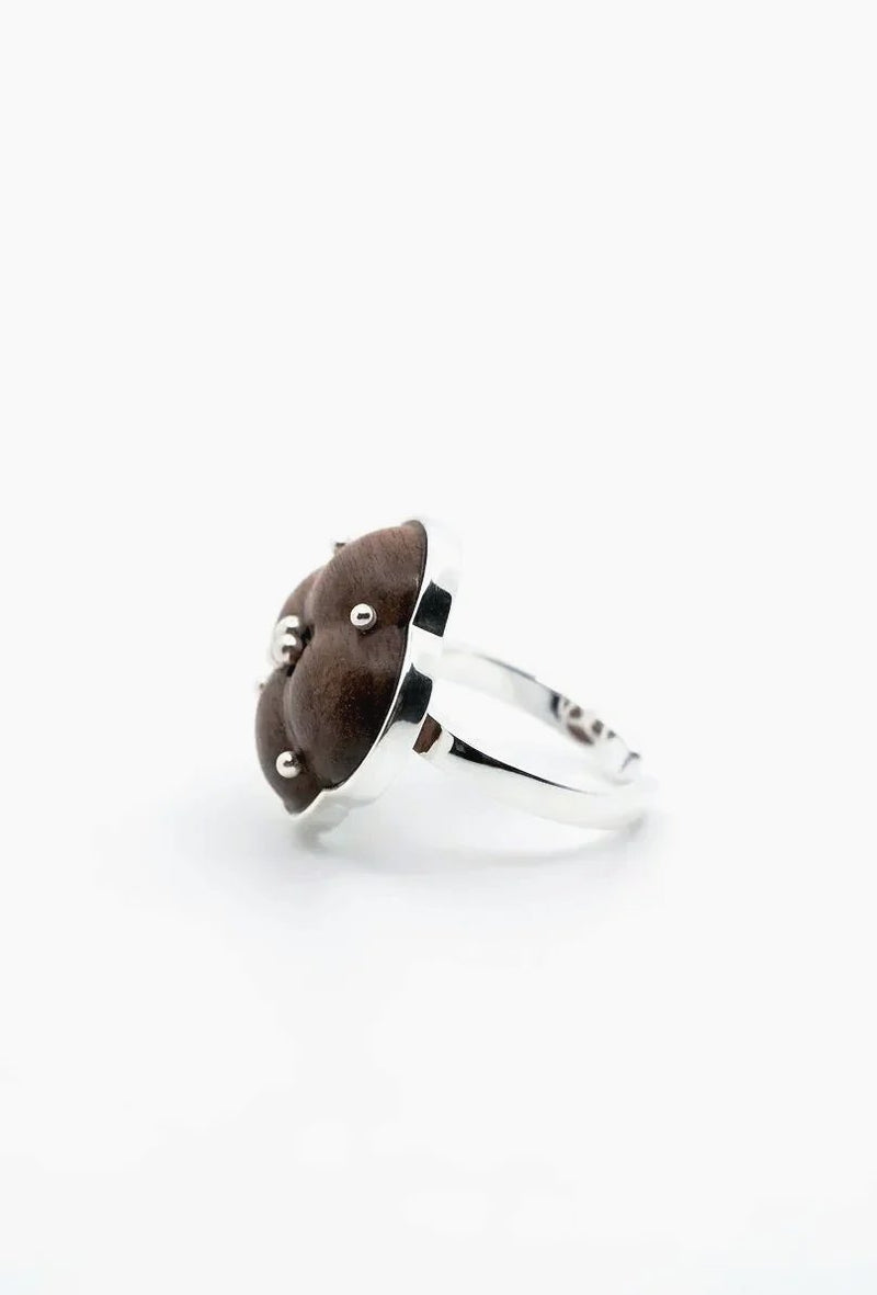 Aesth & Util ETERNAL KNOT NATURAL SANDALWOOD RING  |  TROVE & TONE