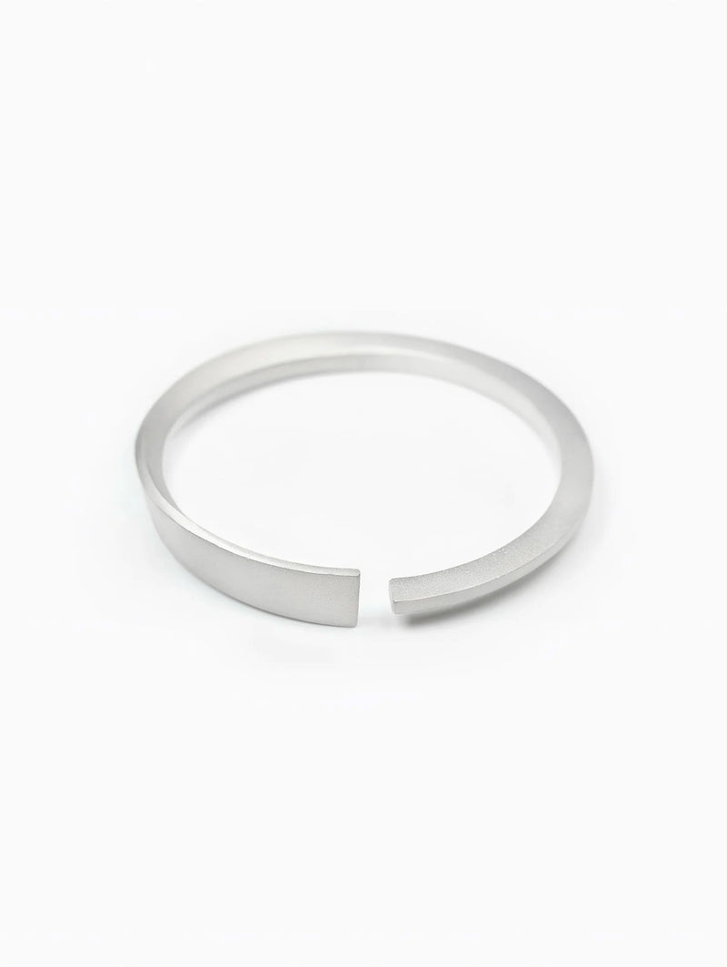 ASYMMETRIC MOBIUS LOOP CUFF