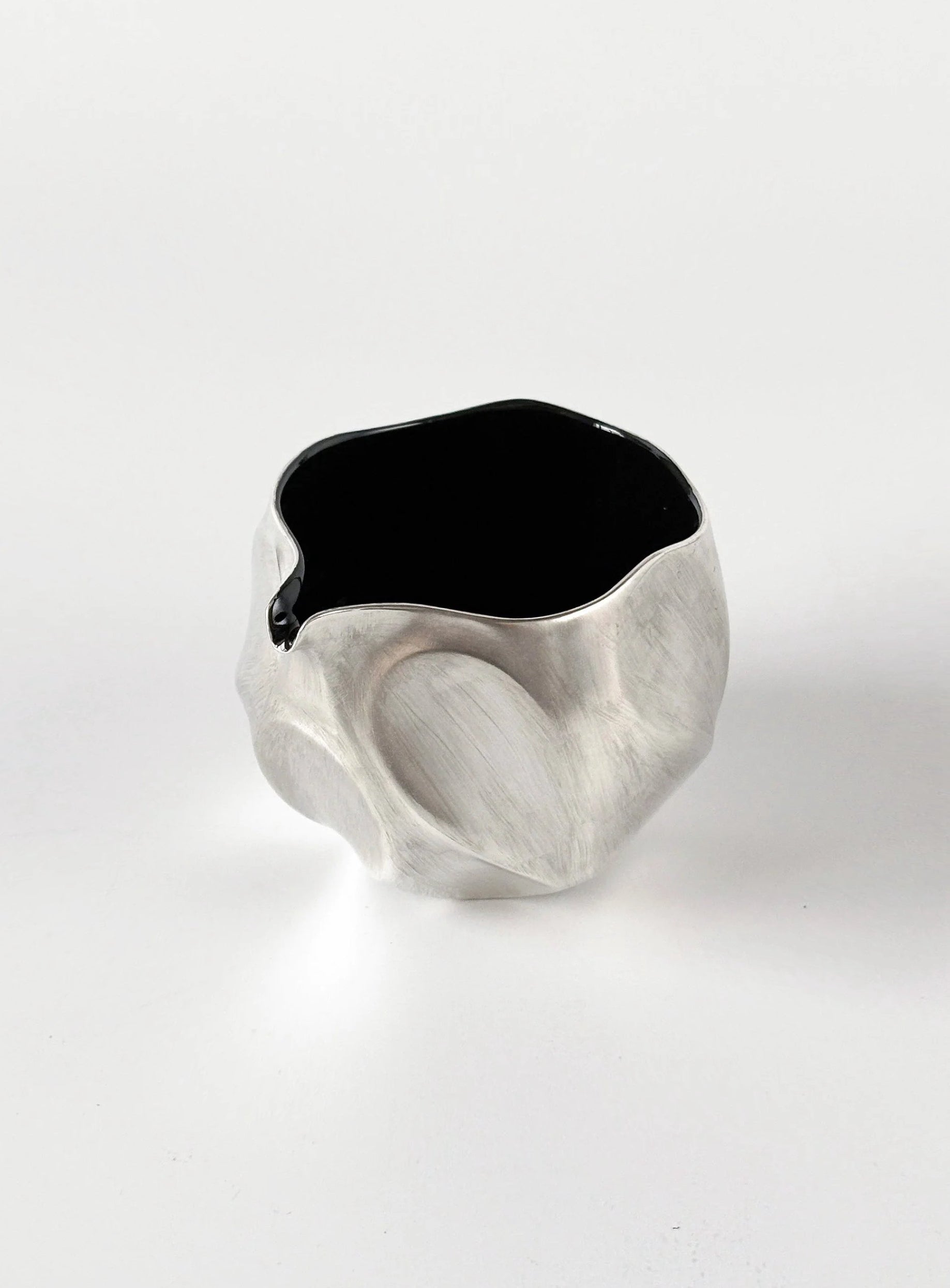 CURVE 05 CERAMIC TEA PITCHER