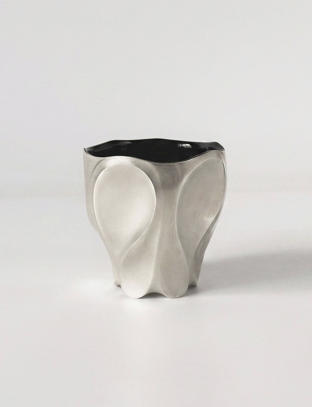CURVE 06 CERAMIC COFFEE CUP