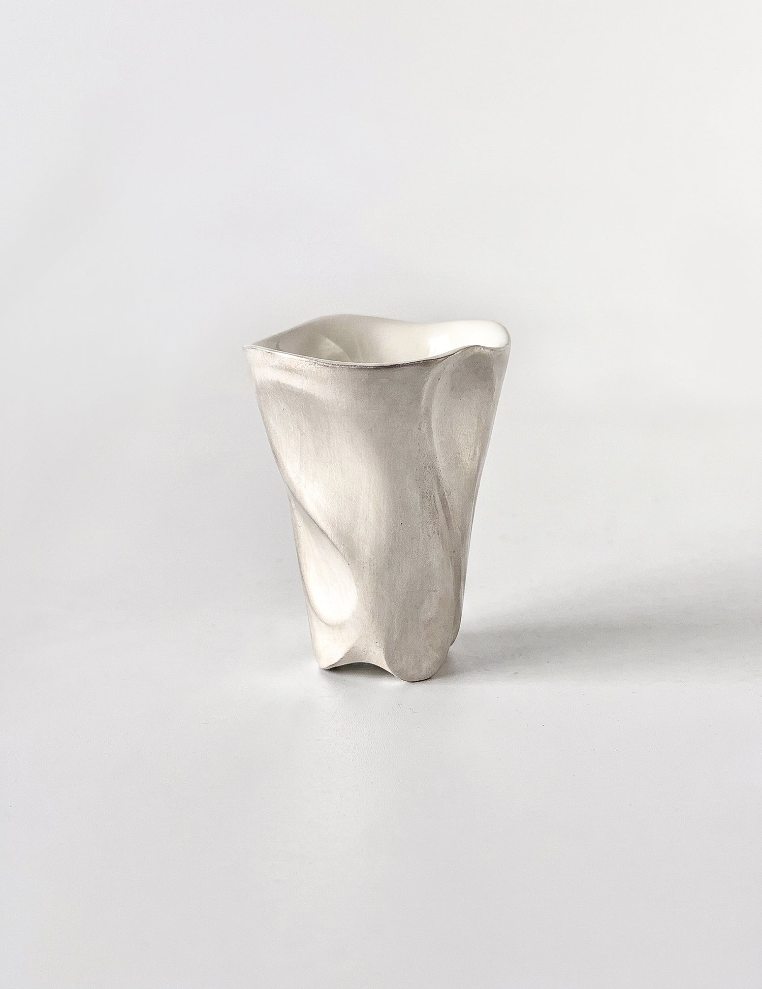 CURVE 01 CERAMIC SMALL TEA CUP