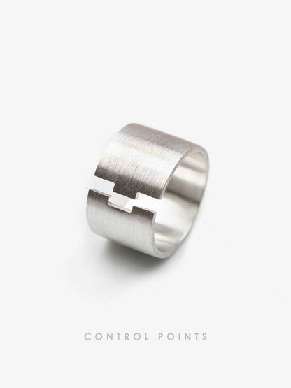 TROVE & TONE INTERLOCKING CLICK RING  |  TROVE & TONE