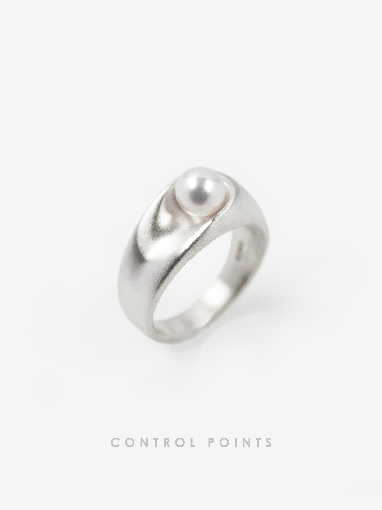 CONTROL POINTS COVE PEARL RING  |  TROVE & TONE
