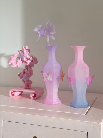 livarié flower Hexagonal Prism Vase  |  TROVE & TONE