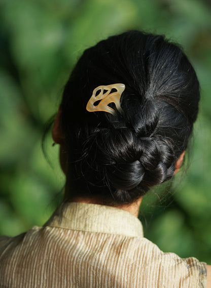 UNIGANCE.Z CLOUD PINE HAIR FORK  |  TROVE & TONE