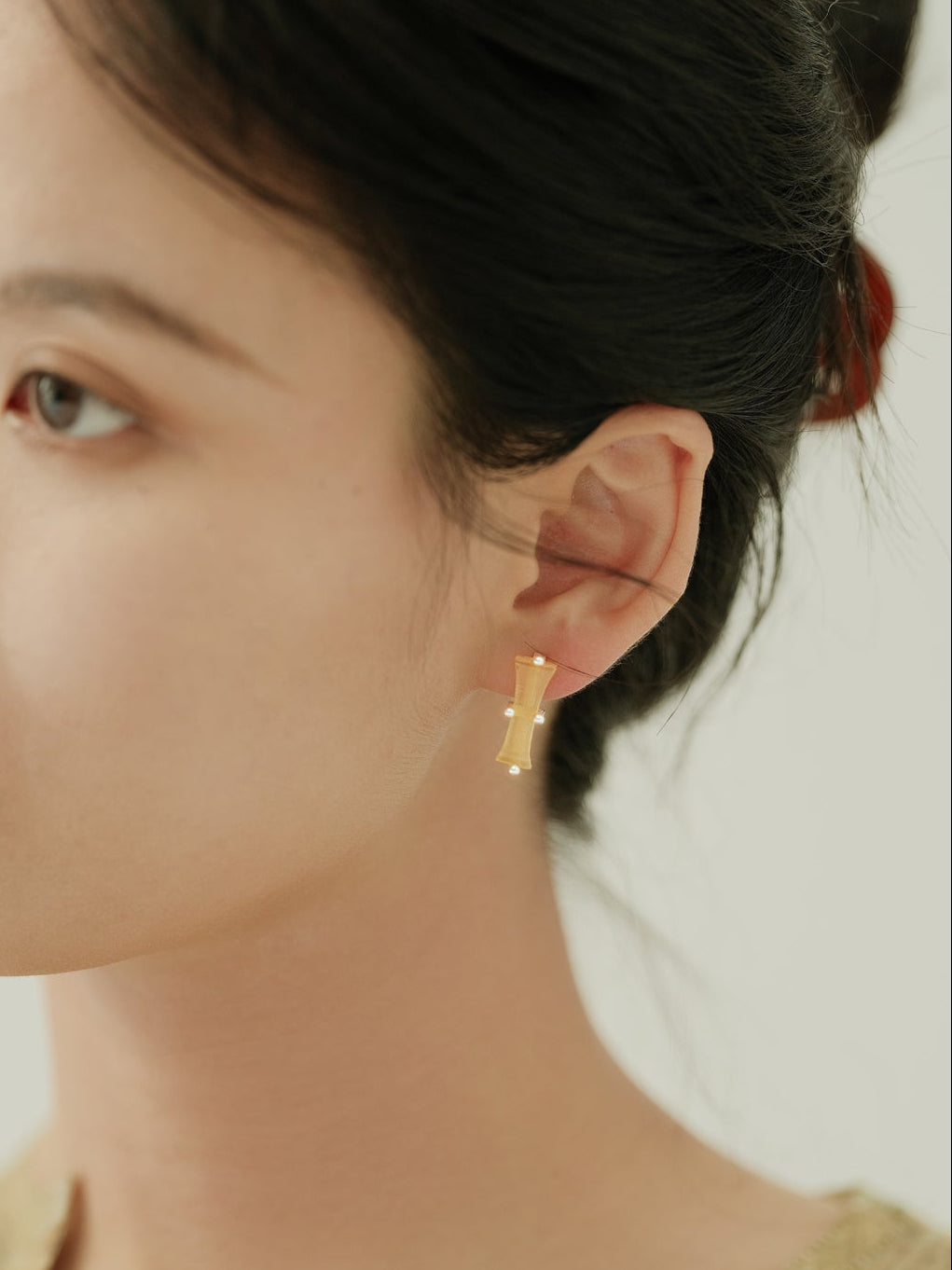 UNIGANCE.Z BAMBOO BRANCH STUD EARRINGS  |  TROVE & TONE