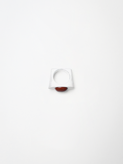  ON IISLAND OVAL RED AGATE PENDANT RING |  TROVE & TONE