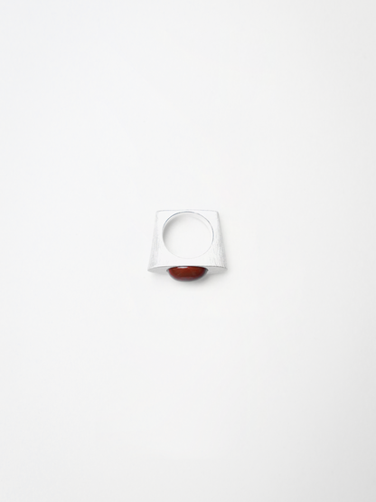  ON IISLAND OVAL RED AGATE PENDANT RING |  TROVE & TONE