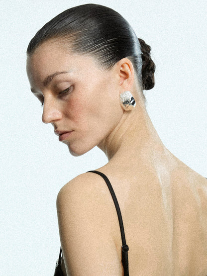 TEXTURED ARCHED EARRINGS Earrings TROVE & TONE