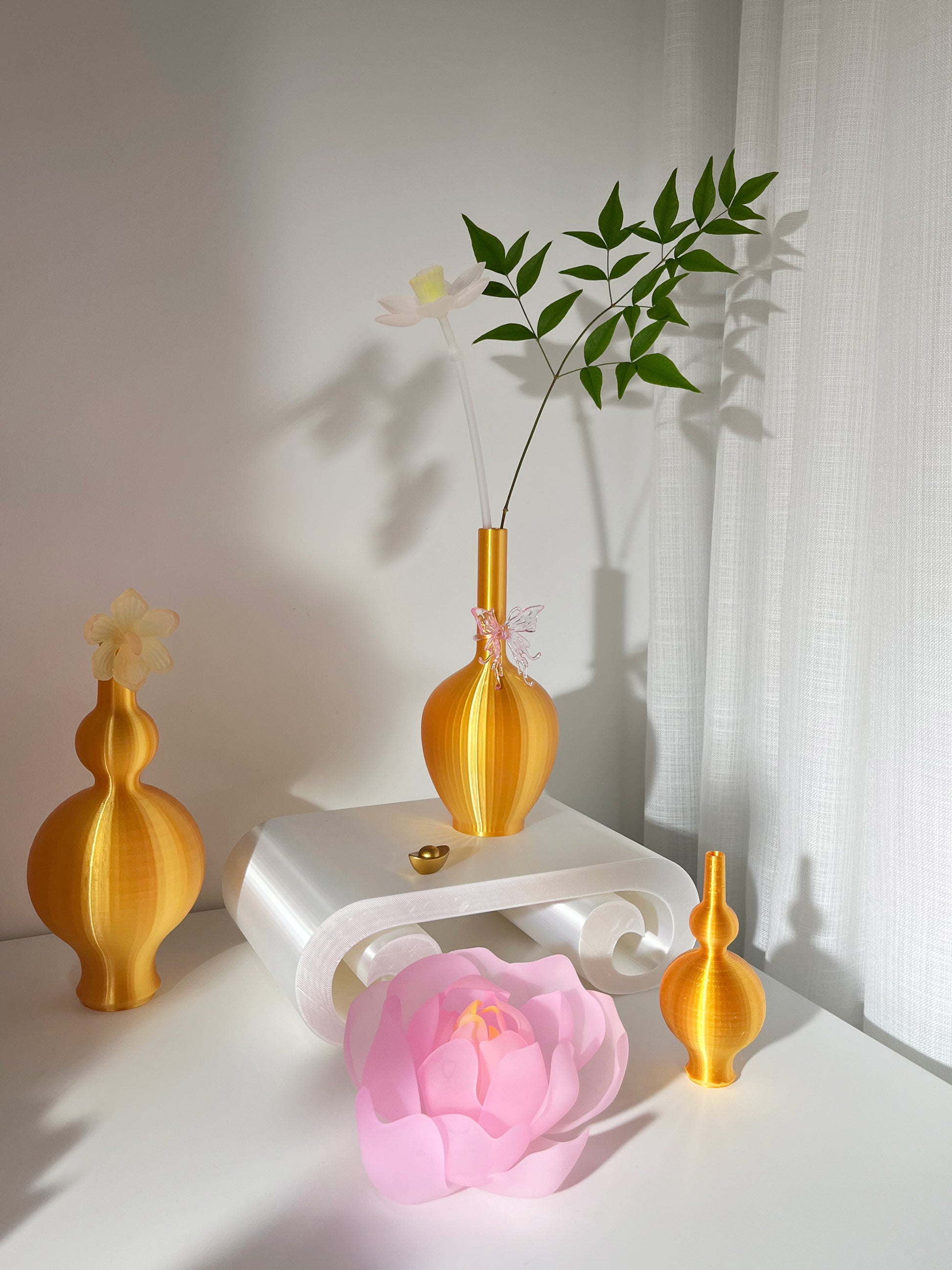 livarié flower Golden Bead Mini Vase  |  TROVE & TONE