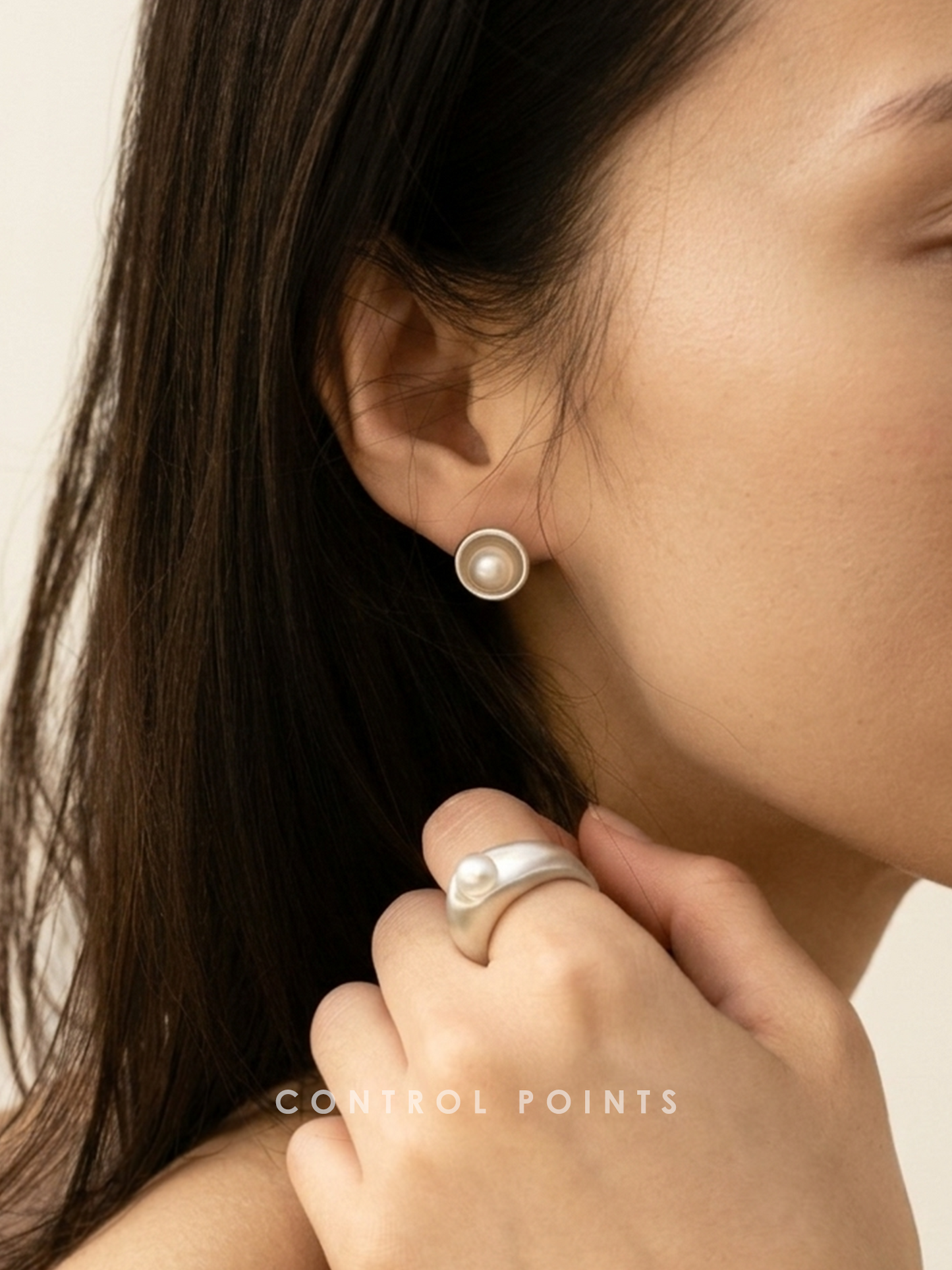 CONTROL POINTS NEST INSET PEARL STUD EARRINGS  |  TROVE & TONE