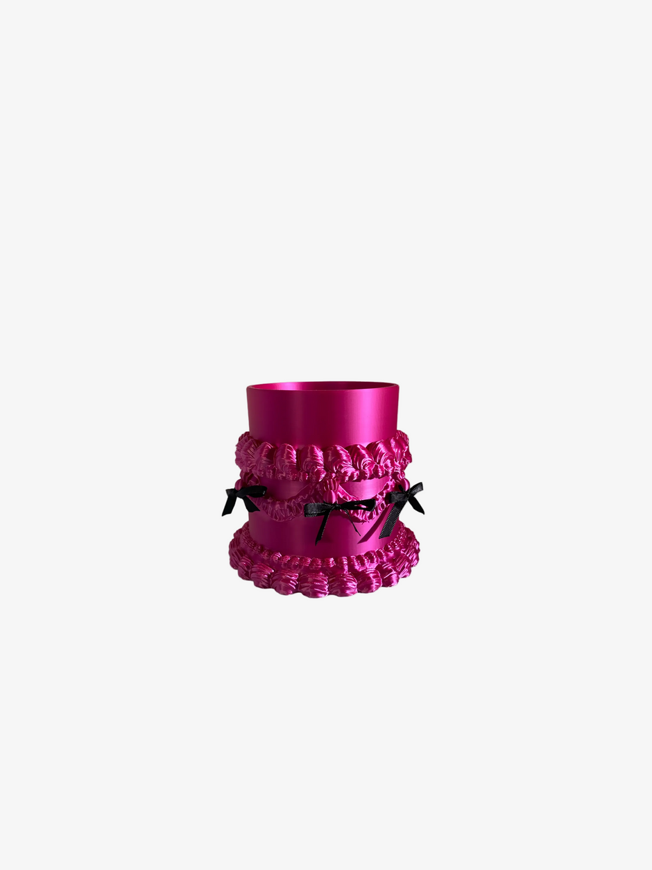 livarié flower WISHCAKES CAKE PLANTER PURPLE  |  TROVE & TONE
