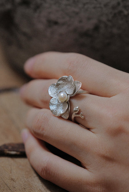 UNIGANCE.Z PHALAENOPSIS RING  |  TROVE & TONE
