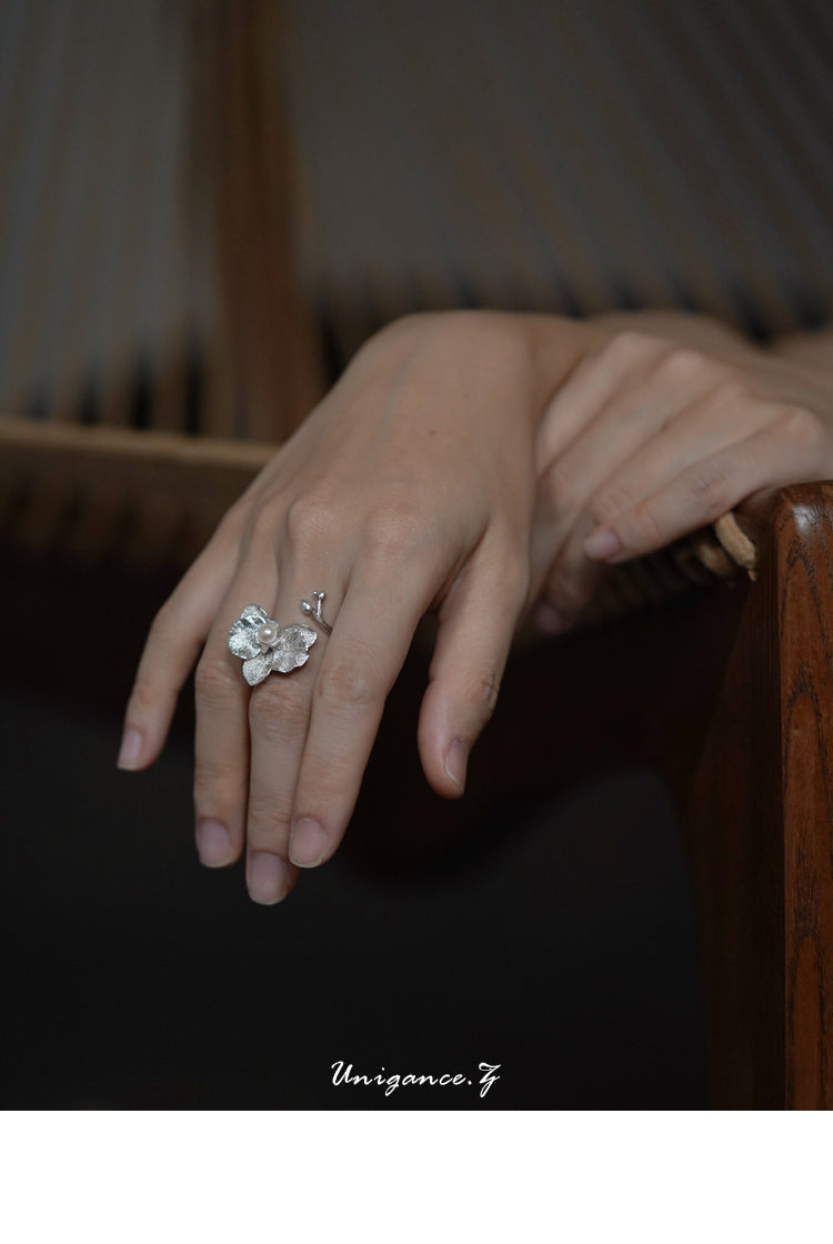 UNIGANCE.Z PHALAENOPSIS RING  |  TROVE & TONE