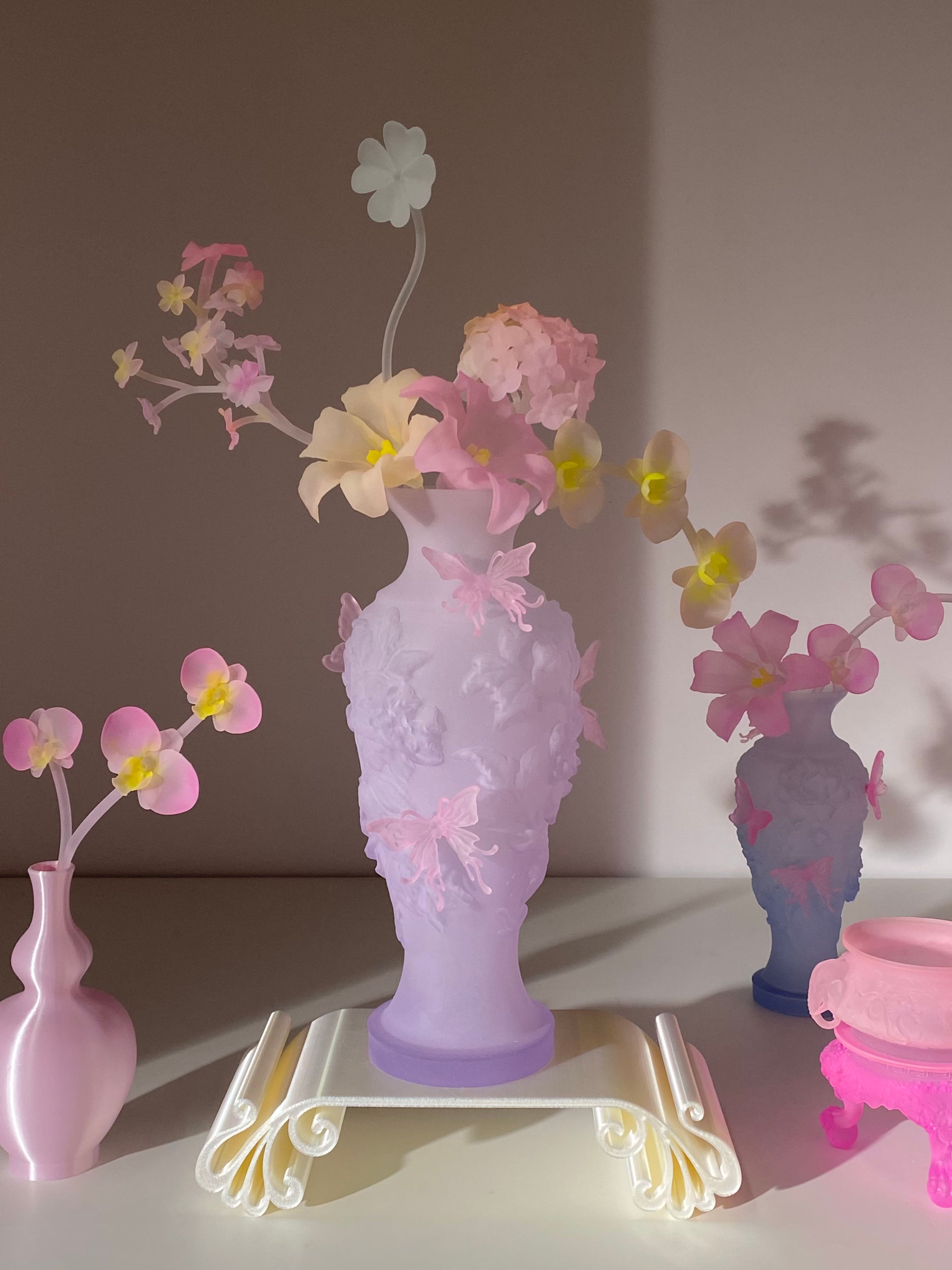PURPLE PAPILLON VIF VASE