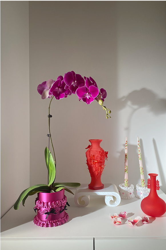 livarié flower WISHCAKES CAKE PLANTER PURPLE  |  TROVE & TONE