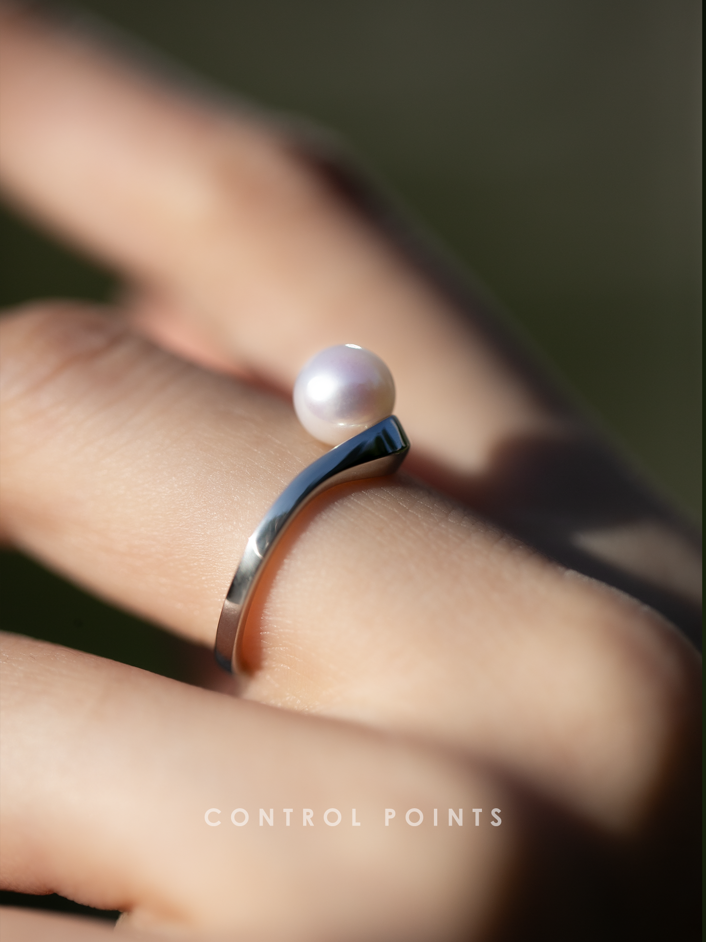 CONTROL POINTS GRAVITY PEARL RING  |  TROVE & TONE