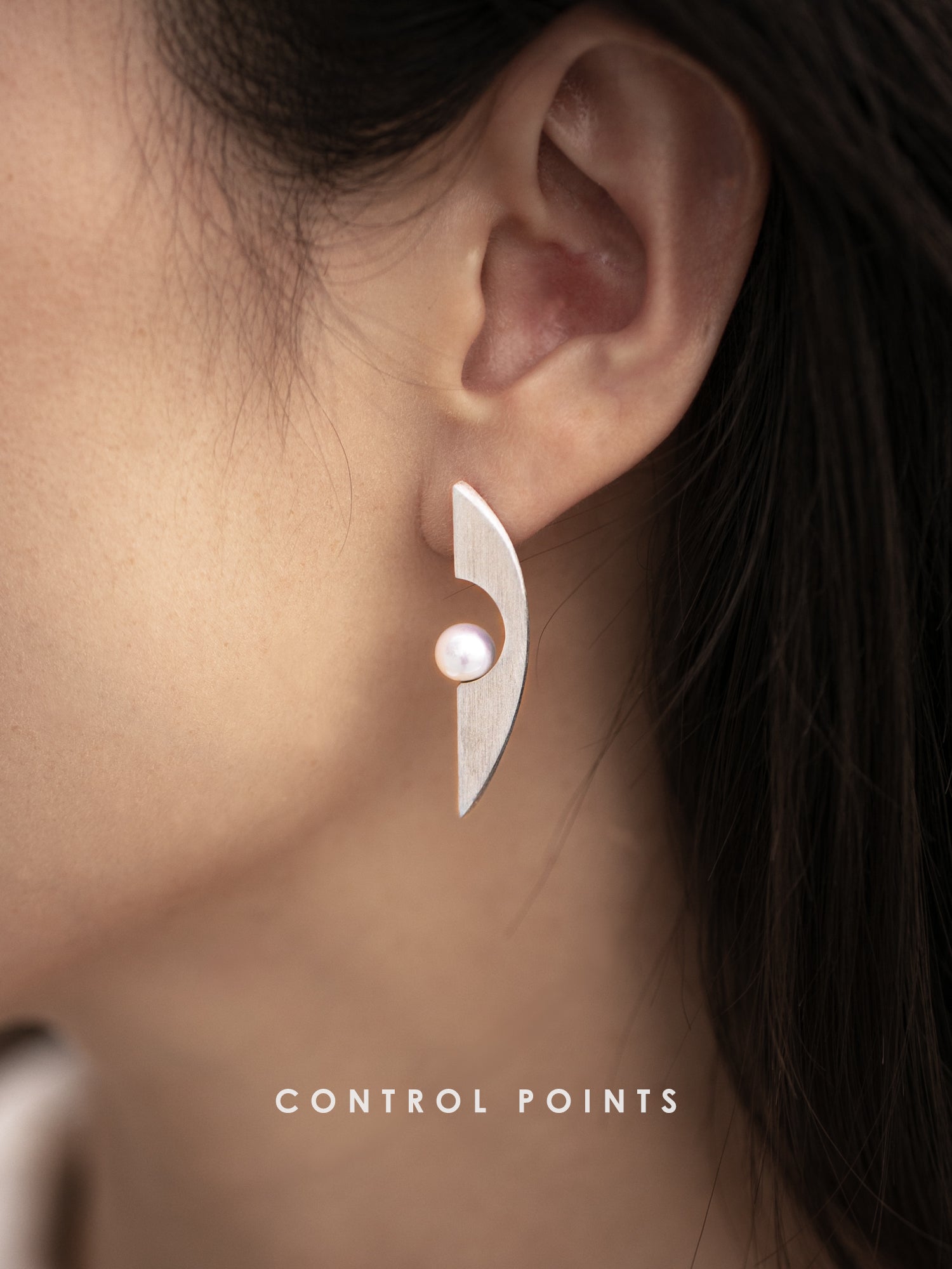 CONTROL POINTS ECLIPSE PEARL EARRING  |  TROVE & TONE