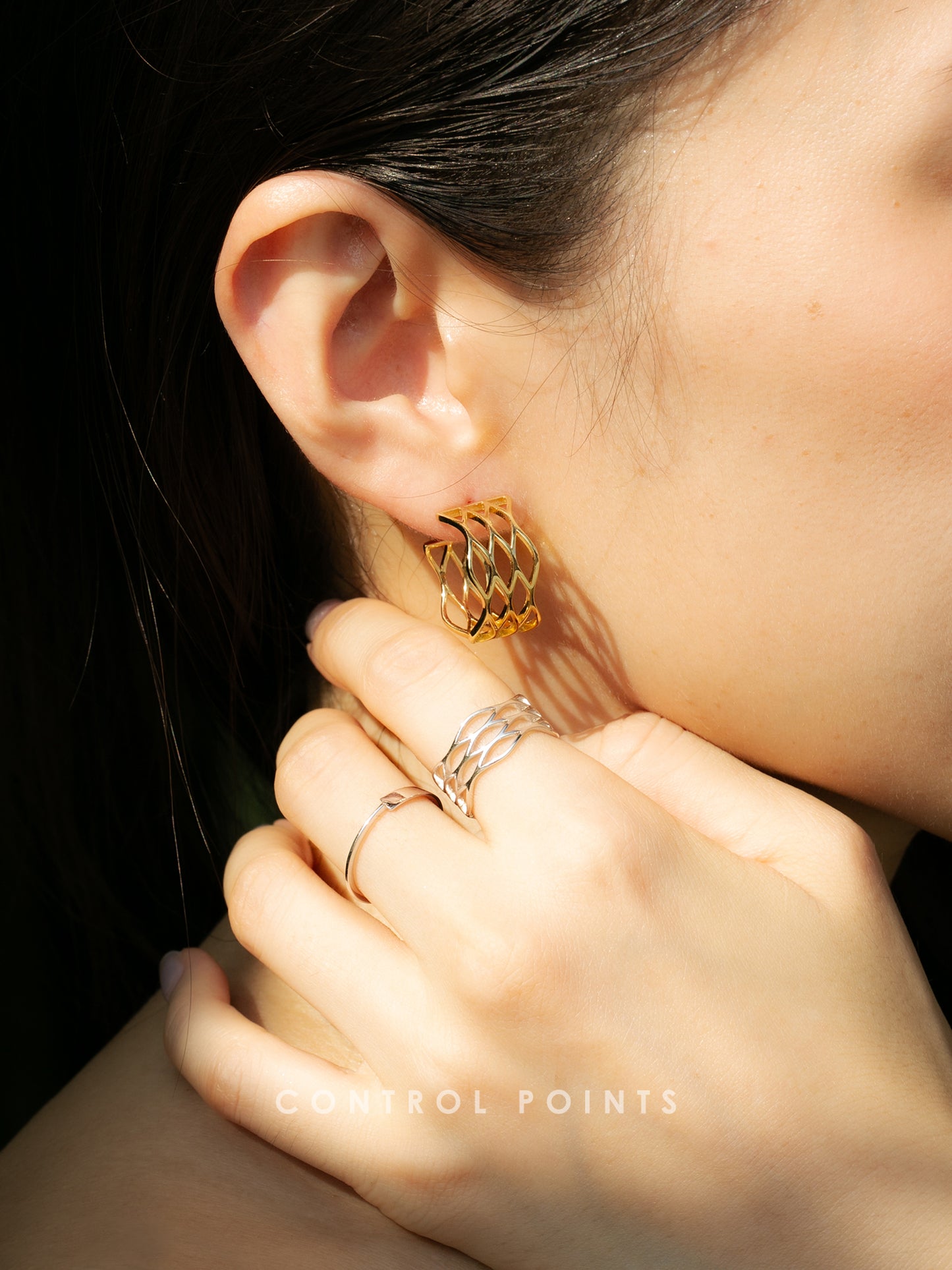 TROVE & TONE CIRCULAR GRID MESH RING  |  TROVE & TONE