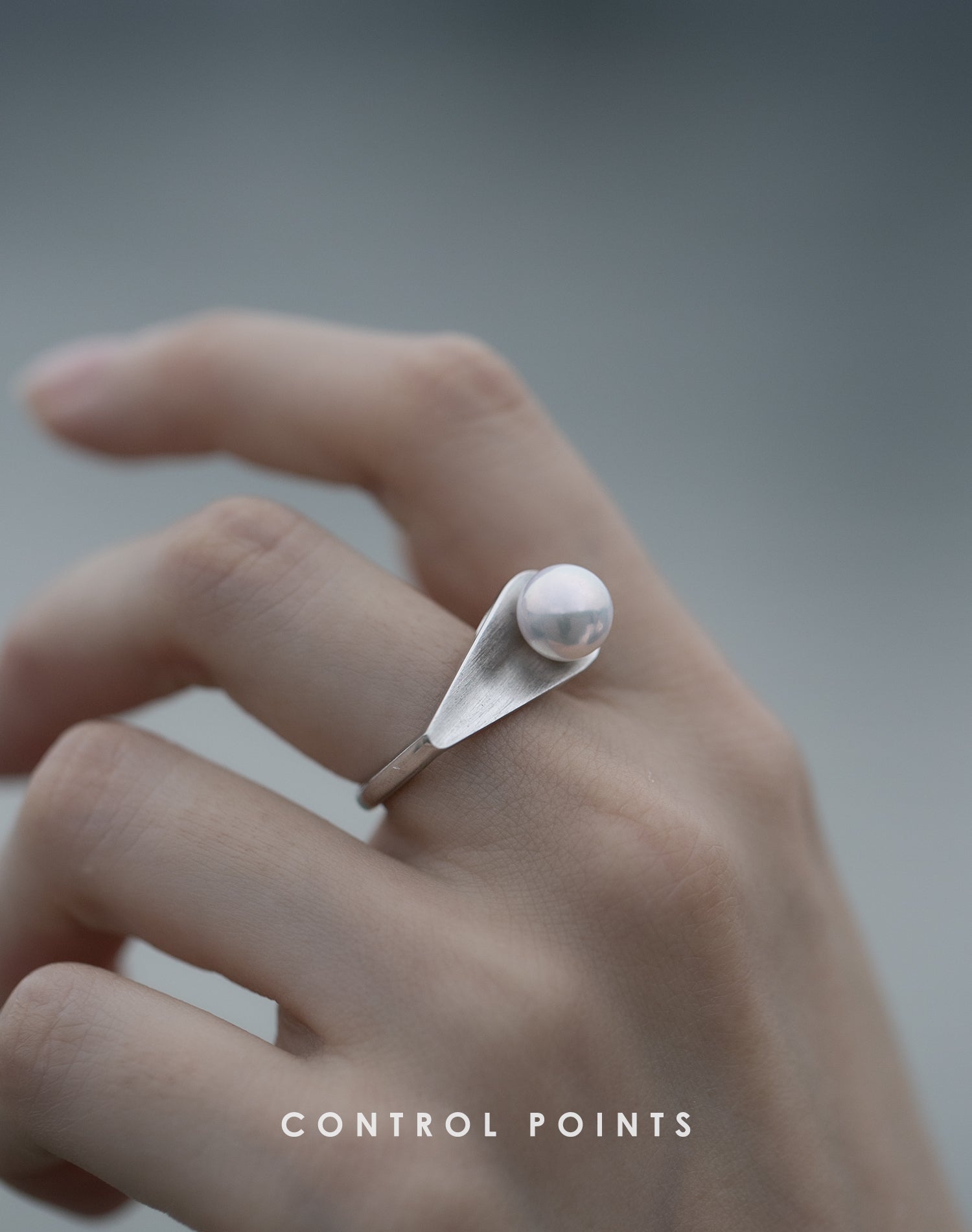 CONTROL POINTS FLOATING PEARL RING  |  TROVE & TONE