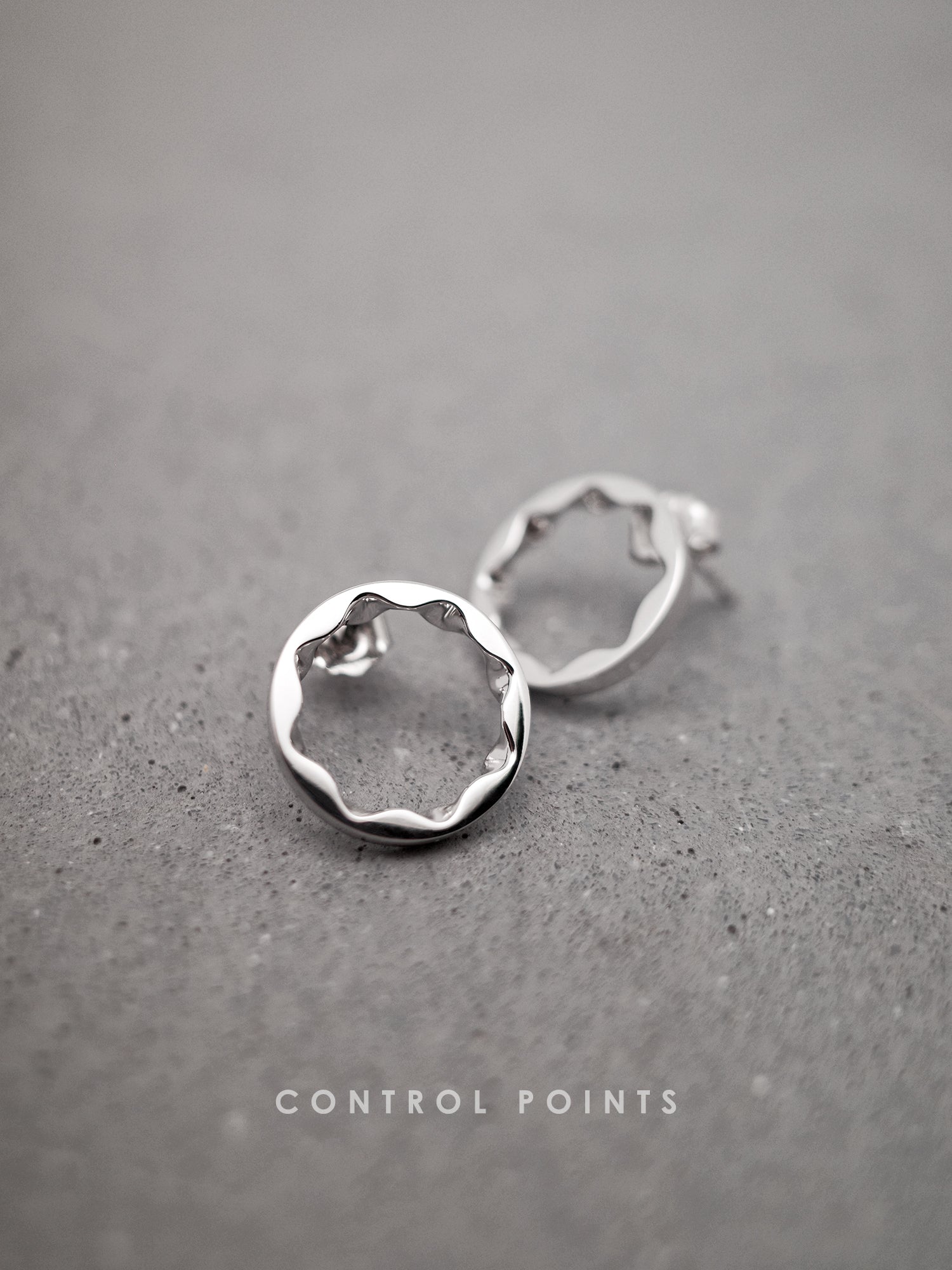 CONTROL POINTS MINIMALIST WAVE OPEN STUDS  |  TROVE & TONE