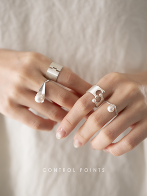 CONTROL POINTS BUBBLE PEARL RING  |  TROVE & TONE