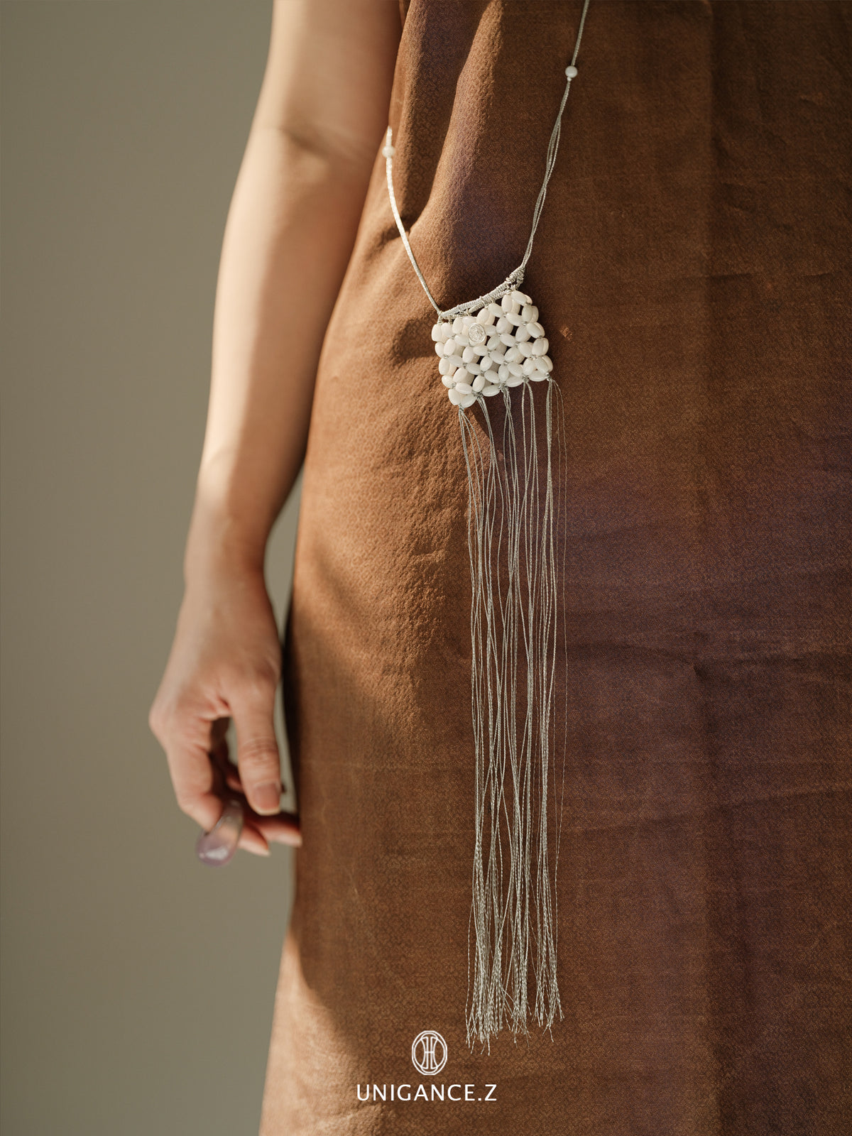 UNIGANCE.Z LUOYU POUCH NECKLACE  |  TROVE & TONE