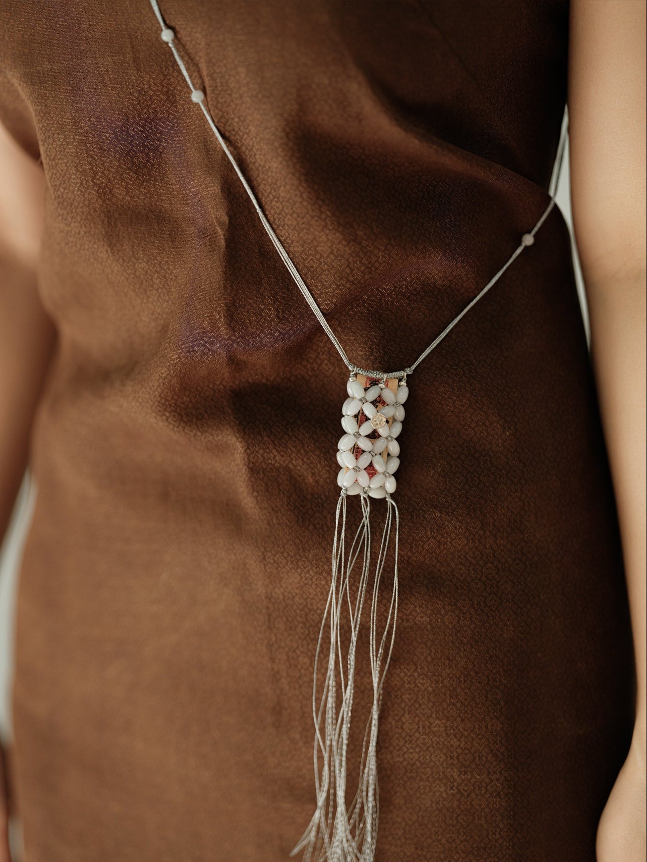 UNIGANCE.Z YUAN POUCH NECKLACE  |  TROVE & TONE