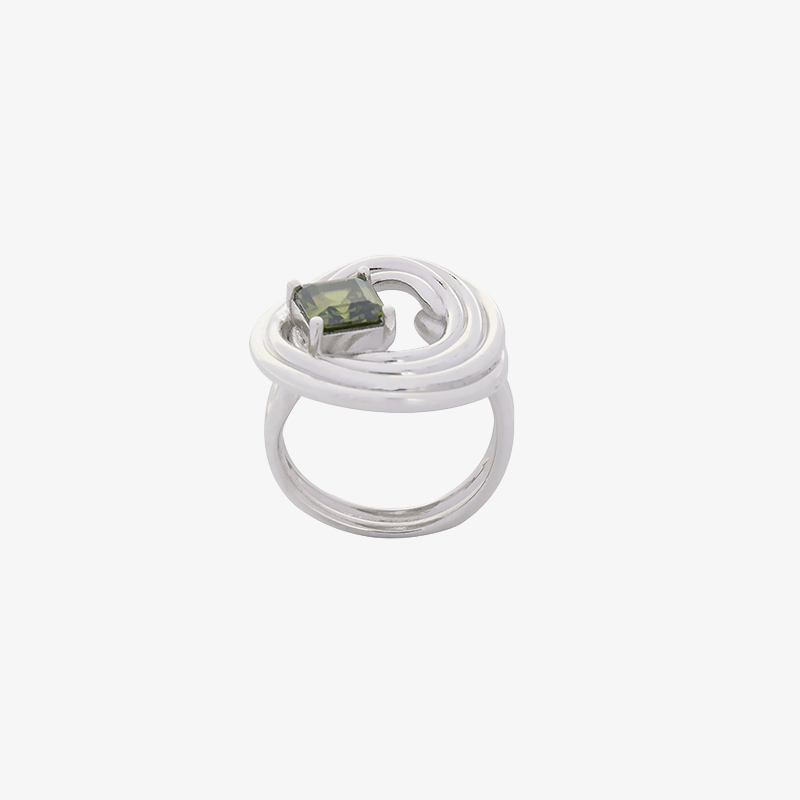 COILED KNOT RING