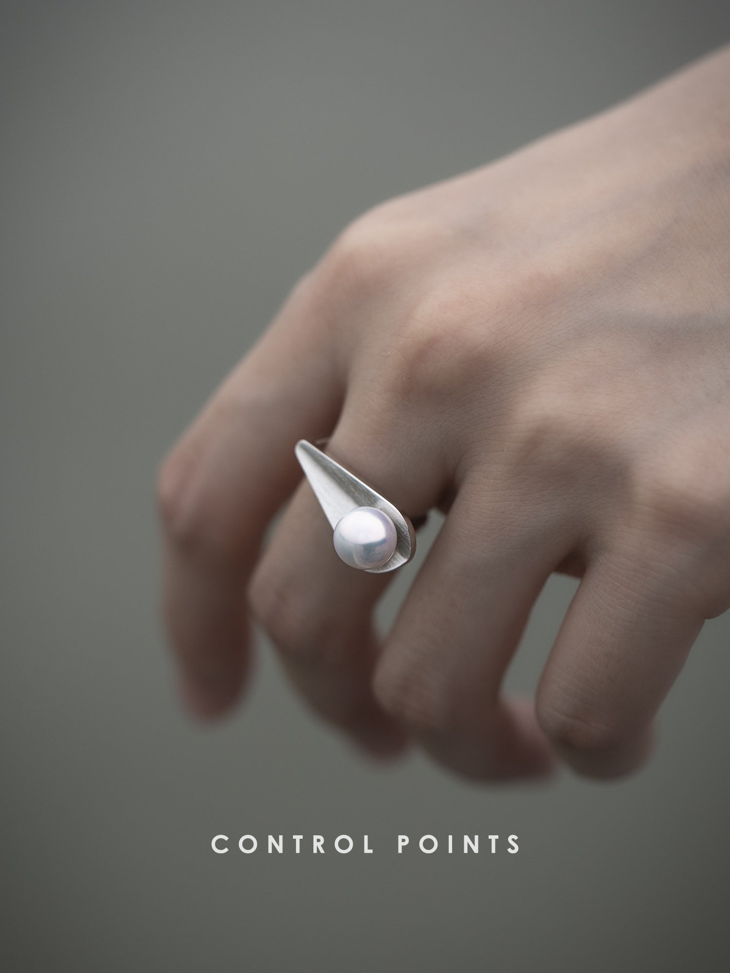 CONTROL POINTS FLOATING PEARL RING  |  TROVE & TONE