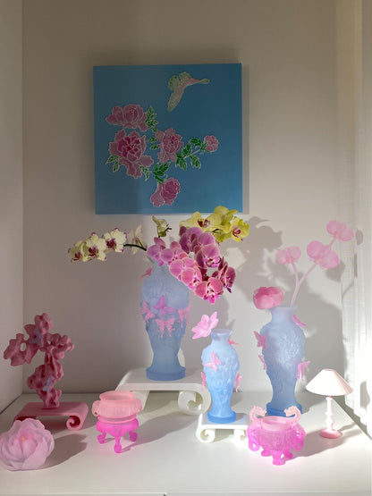 livarié flower Blue Papillon Vif Vase  |  TROVE & TONE
