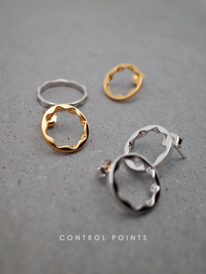 CONTROL POINTS MINIMALIST WAVE OPEN STUDS  |  TROVE & TONE