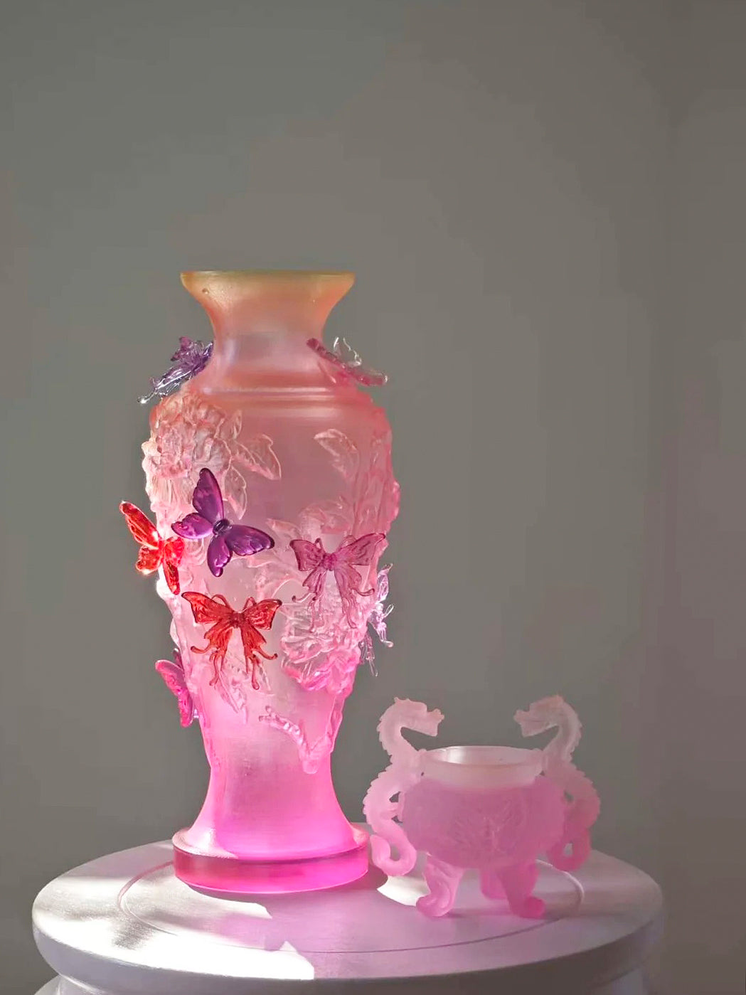 BARBIE PINK LARGE PAPILLON VIF VASE