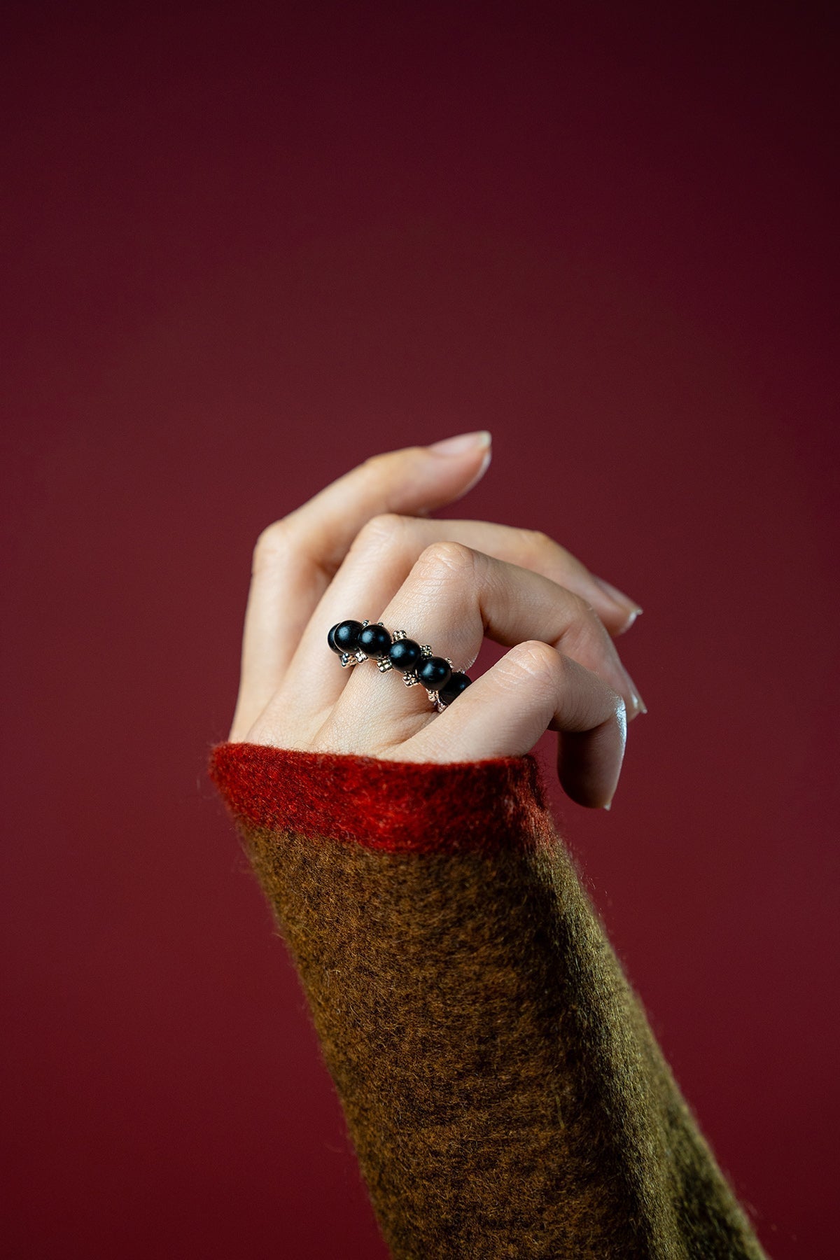  AESTH & UTIL BEADED NATURAL SANDALWOOD RING |  TROVE & TONE