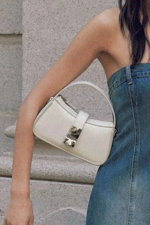  MOUNT MEWS ROW CLIP SHOULDER BAG |  TROVE & TONE