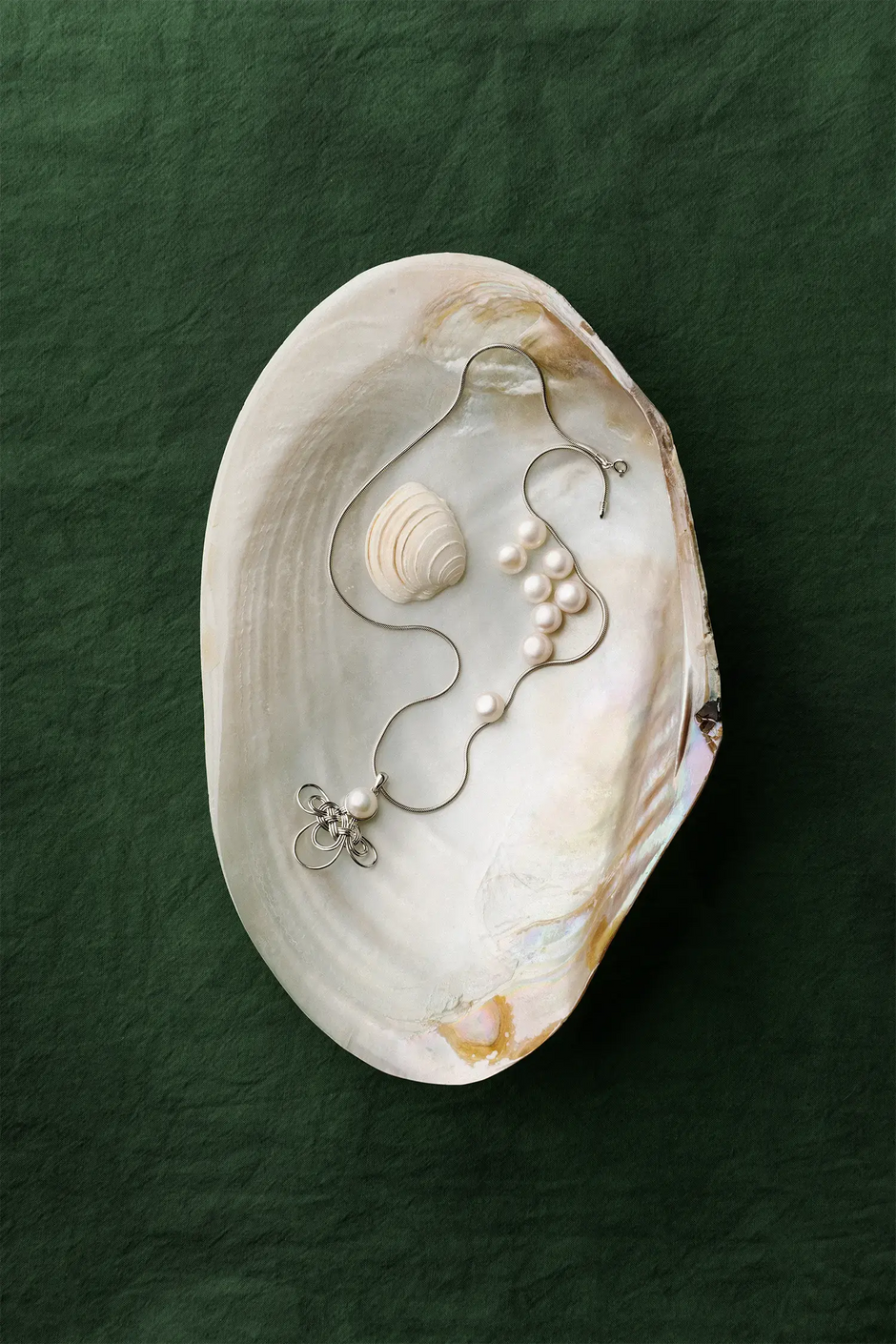  WANYEE CRAFT WOVEN LUCKY CLOUD KNOT PEARL NECKLACE |  TROVE & TONE