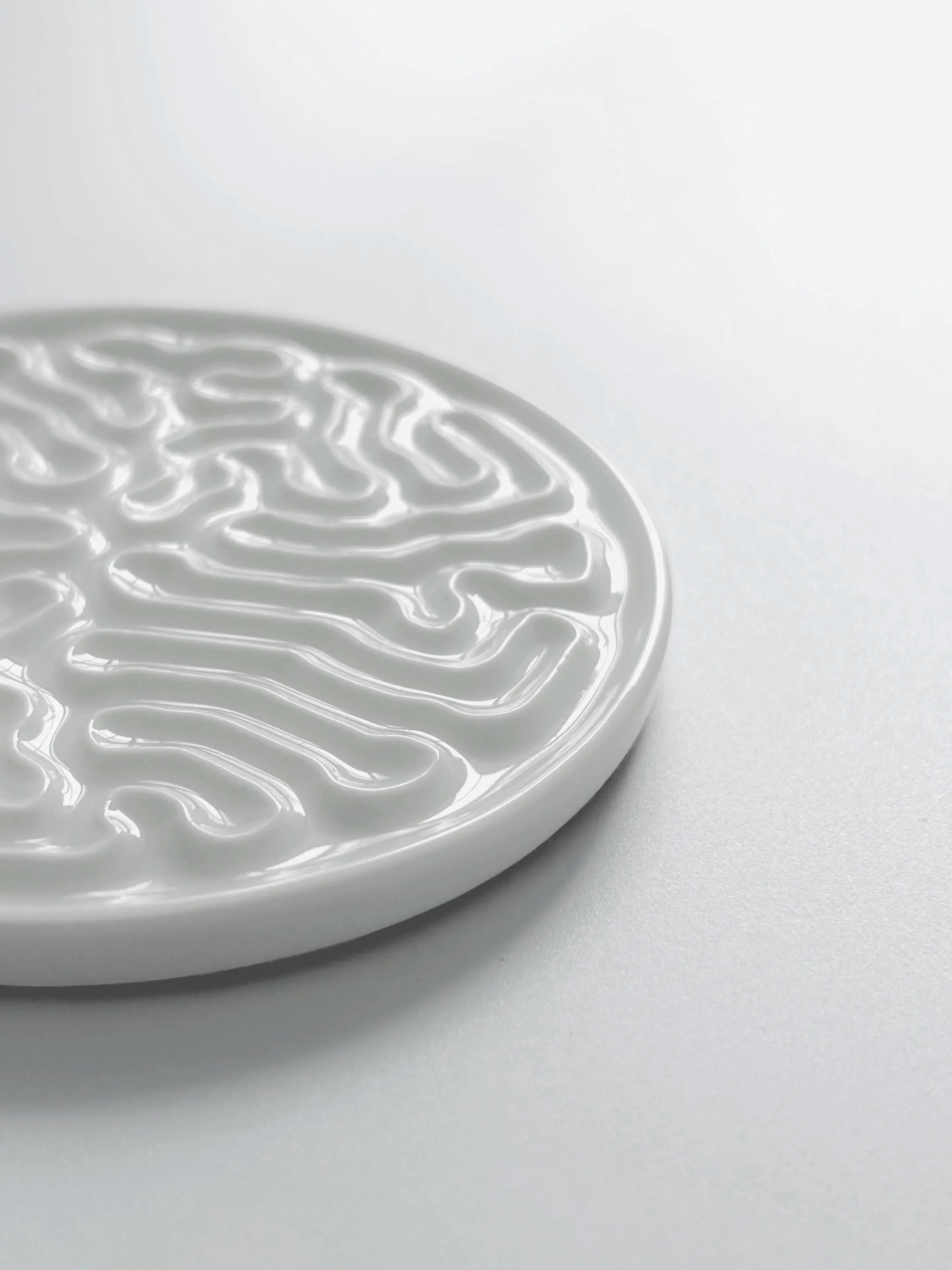  StudioRan CORAL 02 ROUND CERAMIC COASTERS |  TROVE & TONE