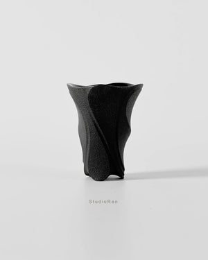 StudioRan CURVE 01 CERAMIC SMALL TEA CUP |  TROVE & TONE