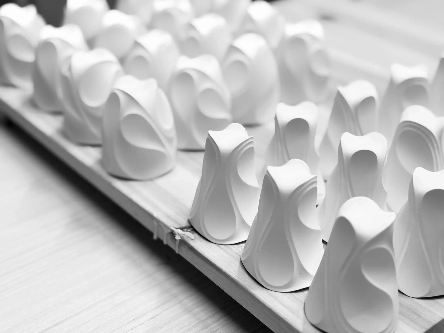  StudioRan CURVE 01 CERAMIC SMALL TEA CUP |  TROVE & TONE