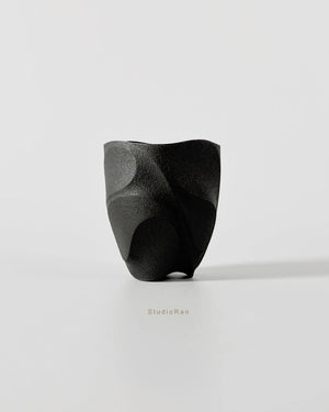  StudioRan CURVE 02 CERAMIC SMALL TEA CUP |  TROVE & TONE
