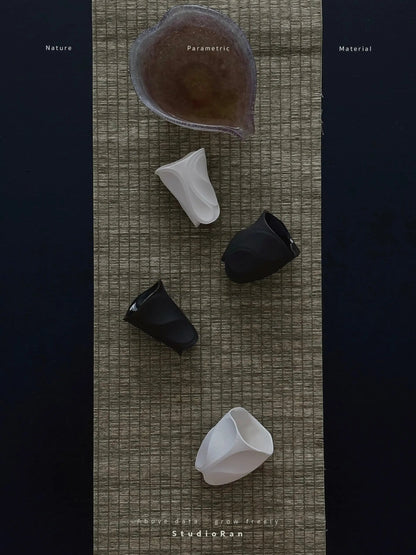  StudioRan CURVE 02 CERAMIC SMALL TEA CUP |  TROVE & TONE