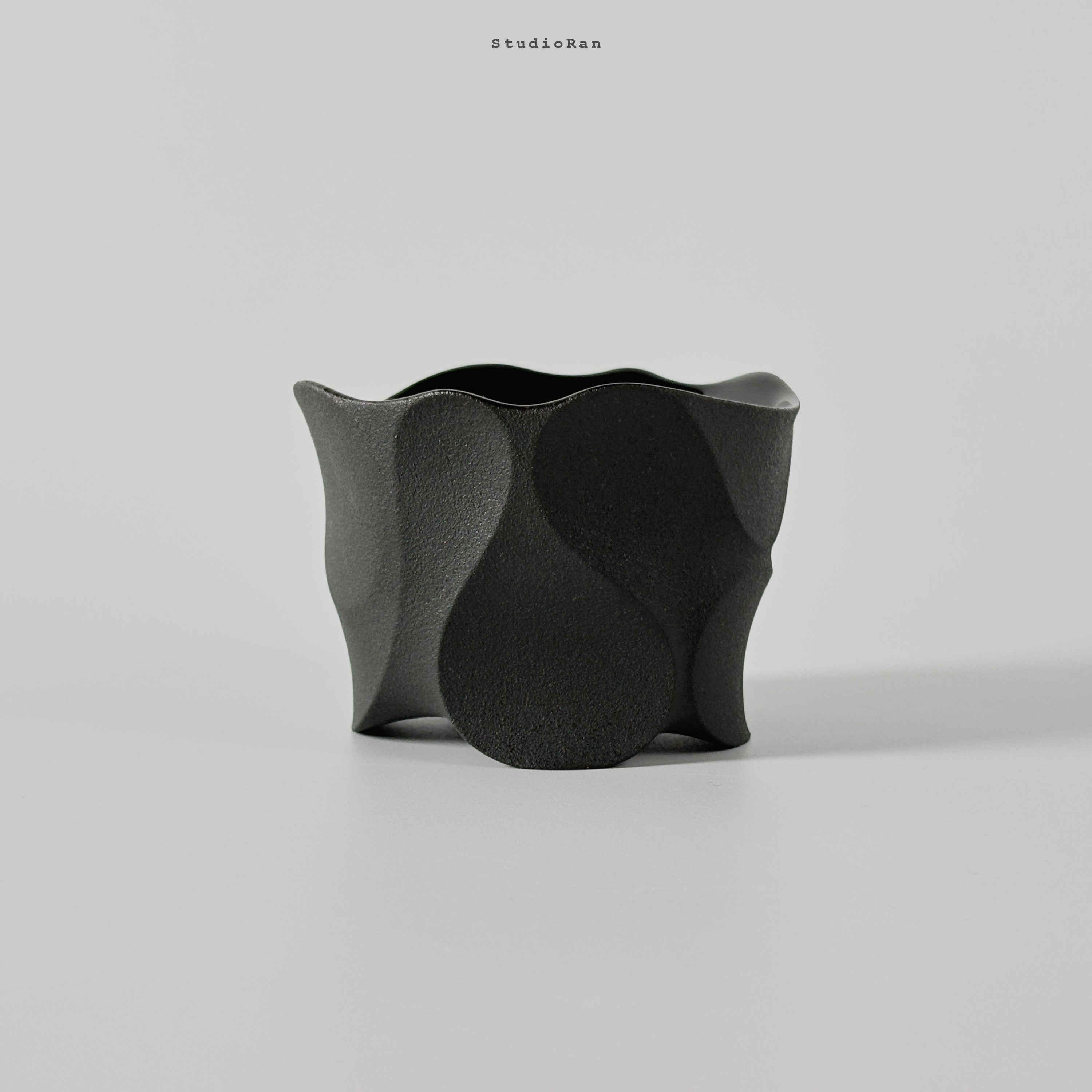  StudioRan CURVE 03 CERAMIC SHORT CUP |  TROVE & TONE