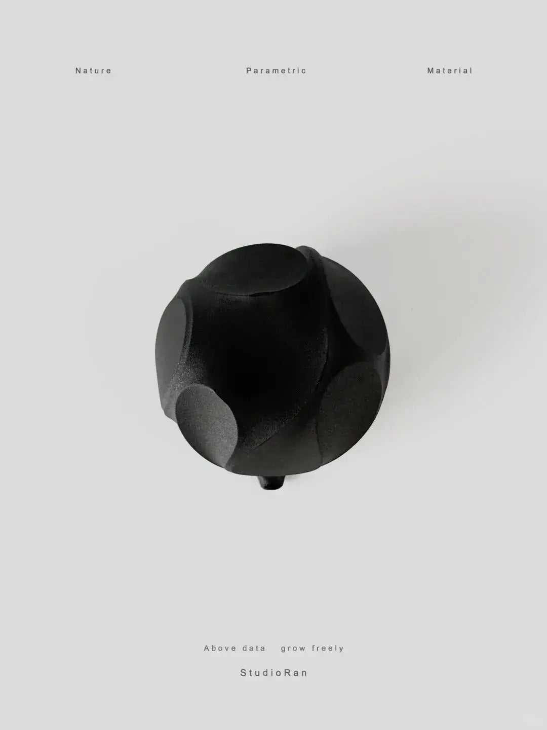  StudioRan CURVE 05 CERAMIC TEA PITCHER |  TROVE & TONE