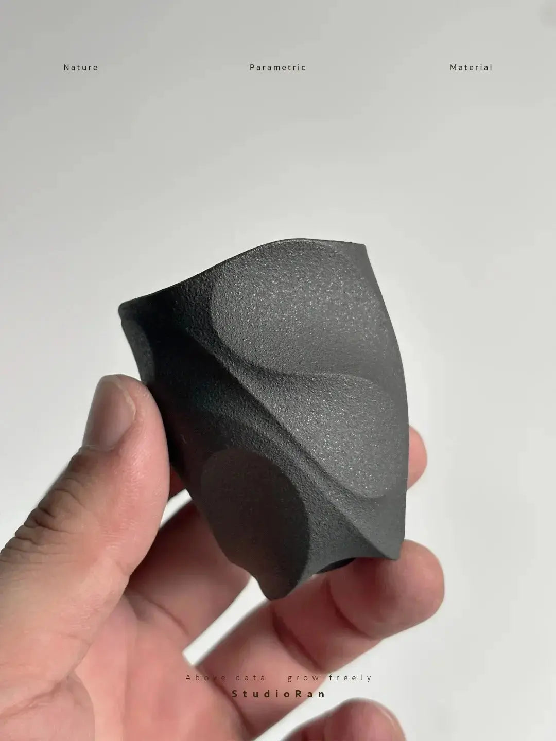  StudioRan CURVE 02 CERAMIC SMALL TEA CUP |  TROVE & TONE