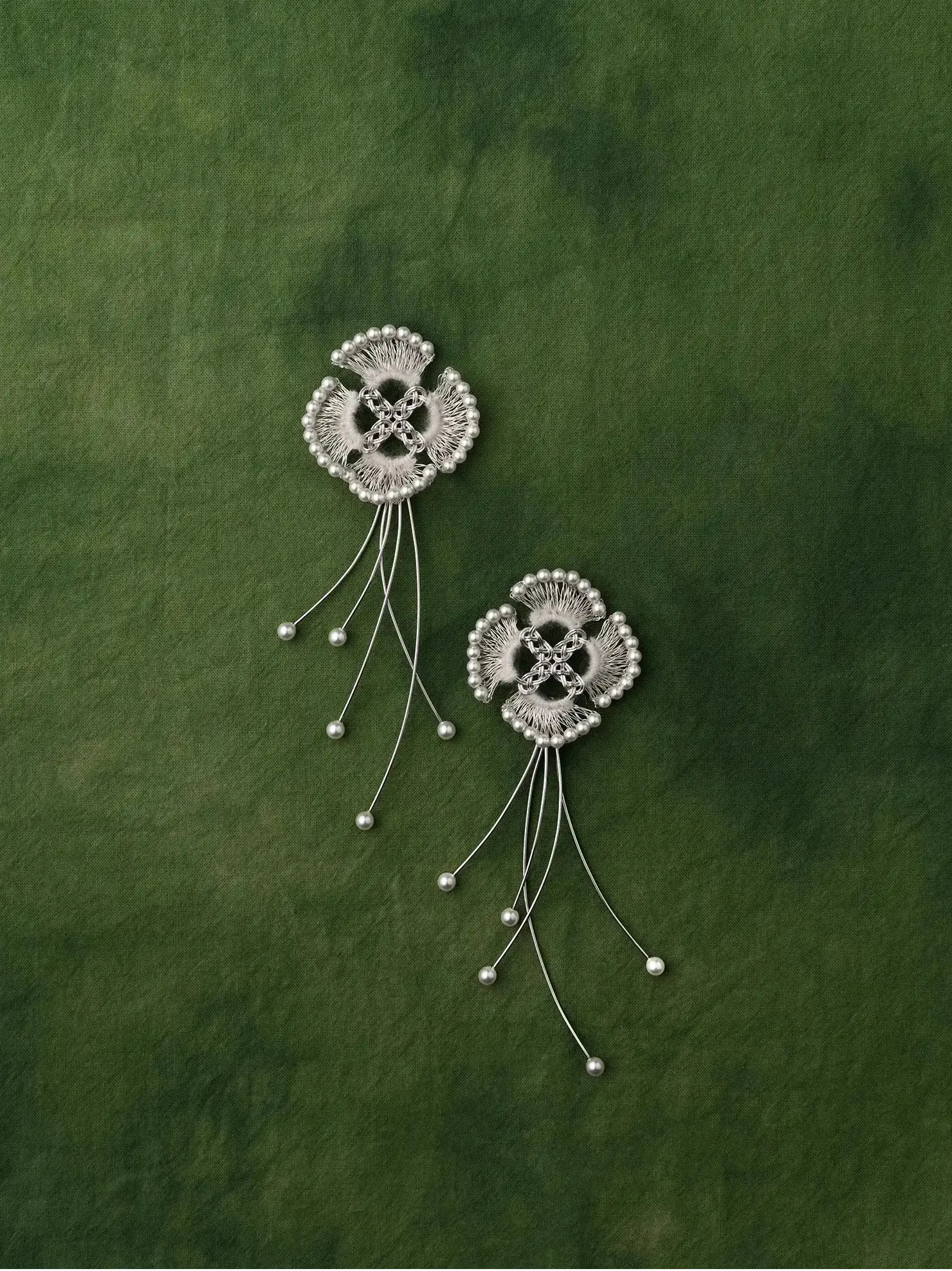  WANYEE CRAFT INTERWOVEN KNOT CHAIN TASSEL DANGLE EARRINGS |  TROVE & TONE
