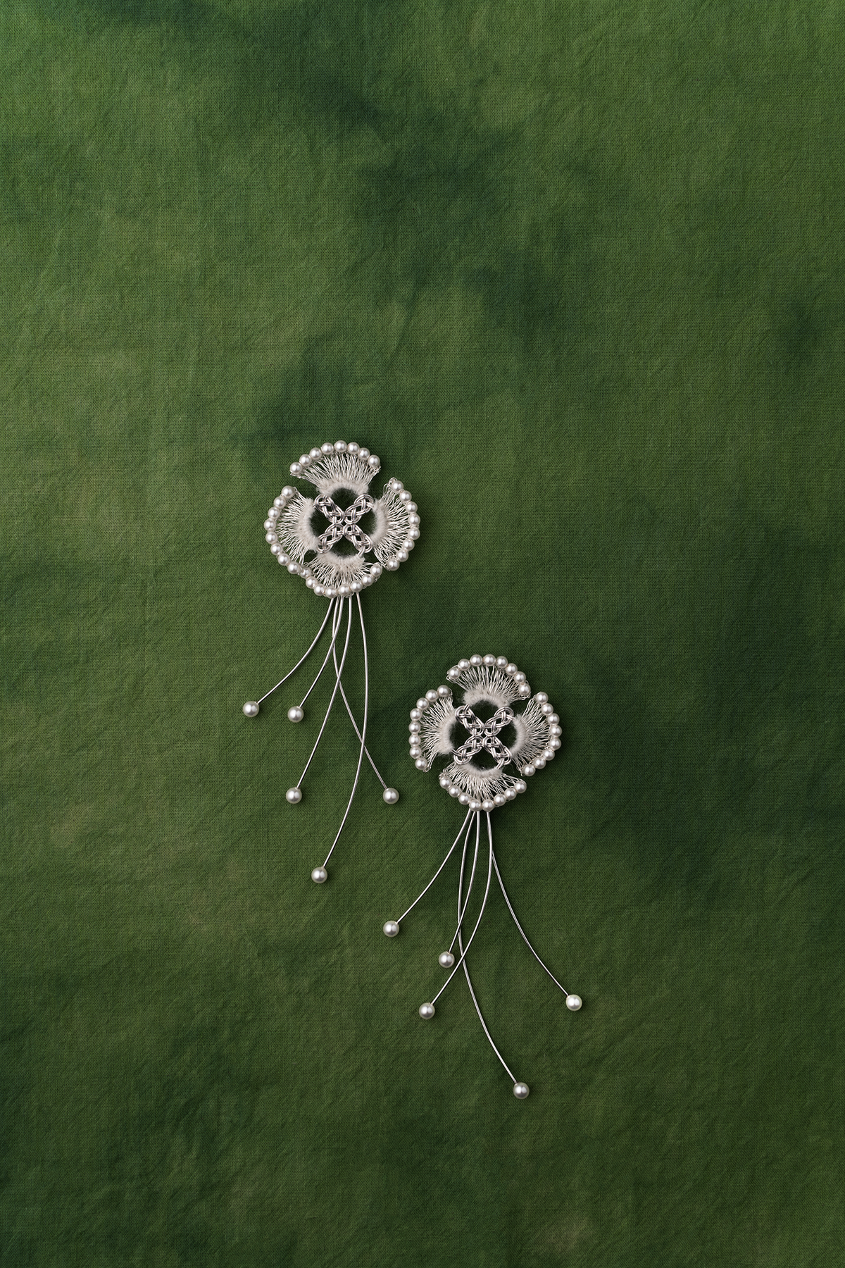  WANYEE CRAFT INTERWOVEN KNOT CHAIN TASSEL DANGLE EARRINGS |  TROVE & TONE