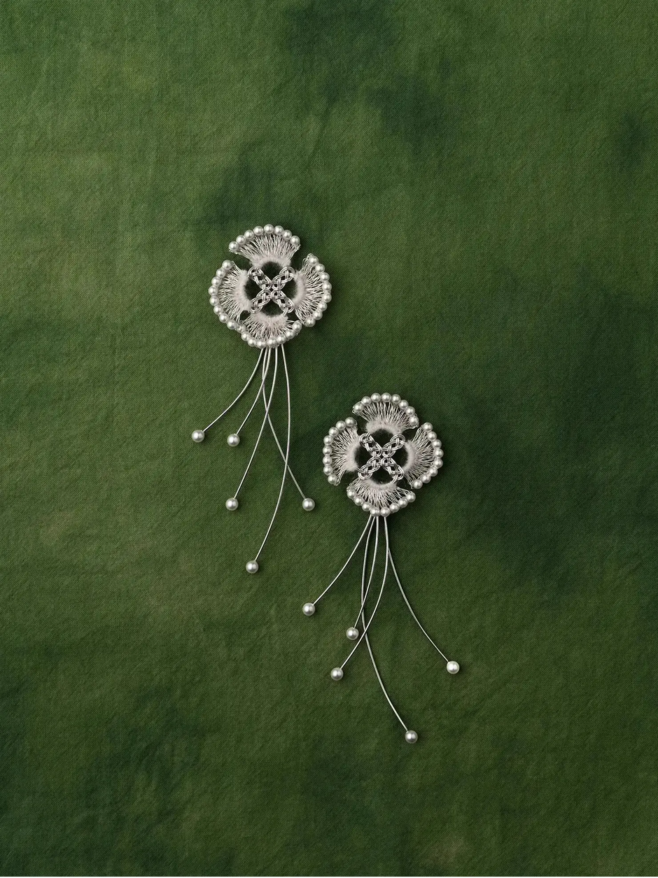  WANYEE CRAFT INTERWOVEN KNOT CHAIN TASSEL DANGLE EARRINGS |  TROVE & TONE