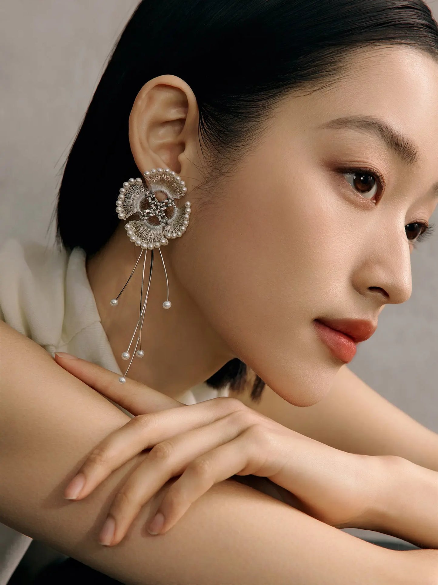  WANYEE CRAFT INTERWOVEN KNOT CHAIN TASSEL DANGLE EARRINGS |  TROVE & TONE